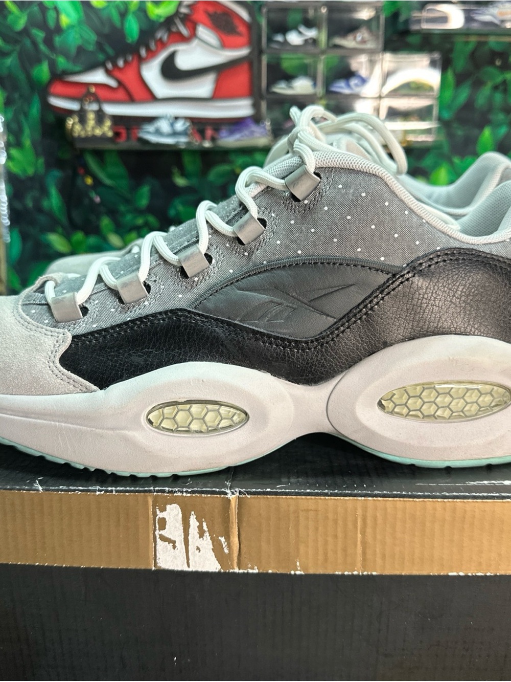 Reebok Question Low R13 Size 12M